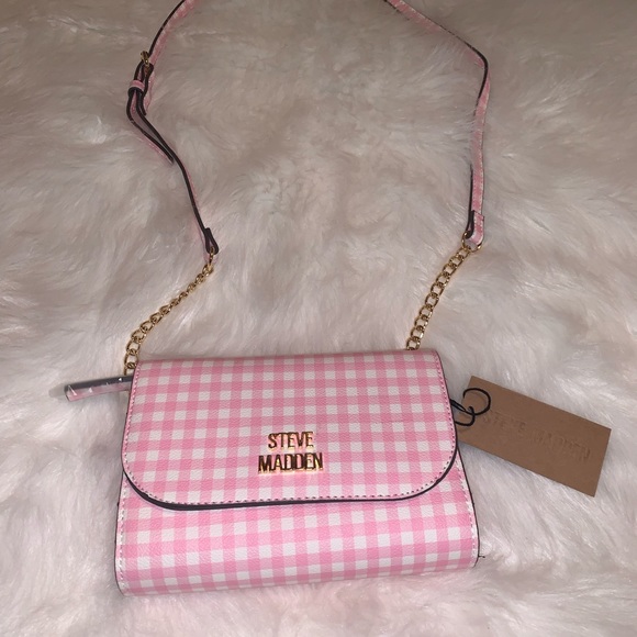 Steve Madden Handbags - Steve Madden pink blynn bag